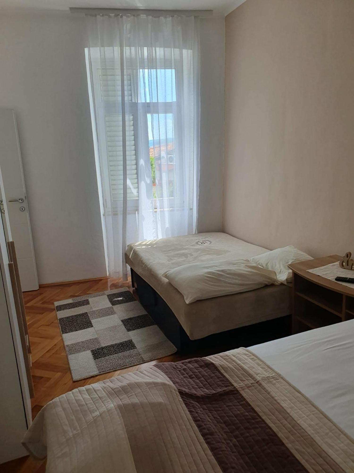 Apartment Sandra 2+2 *** Цриквениця Екстер'єр фото