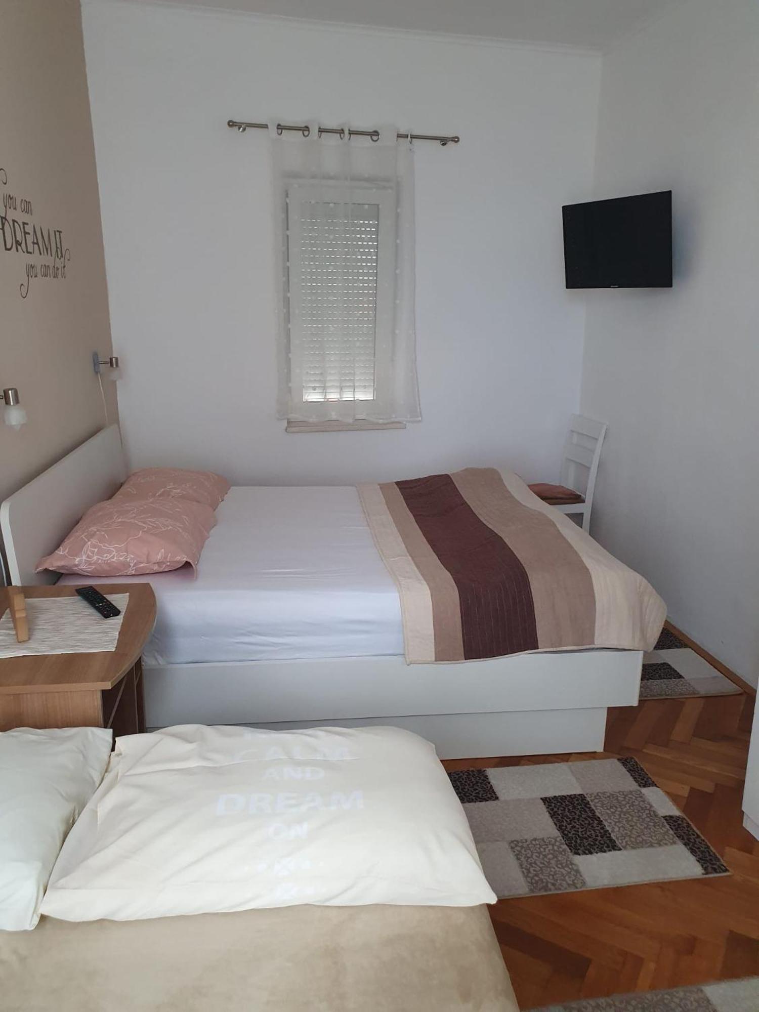 Apartment Sandra 2+2 *** Цриквениця Екстер'єр фото