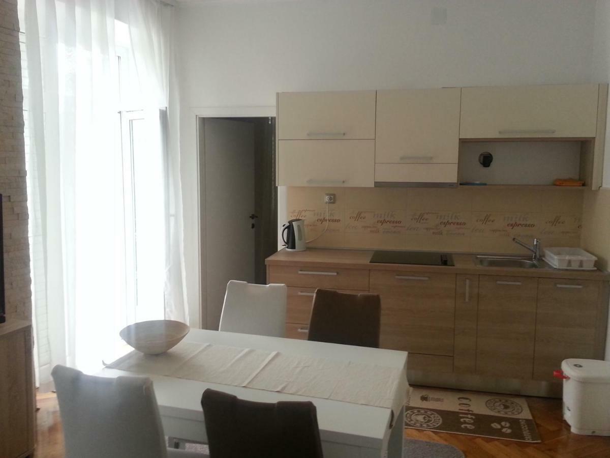 Apartment Sandra 2+2 *** Цриквениця Екстер'єр фото