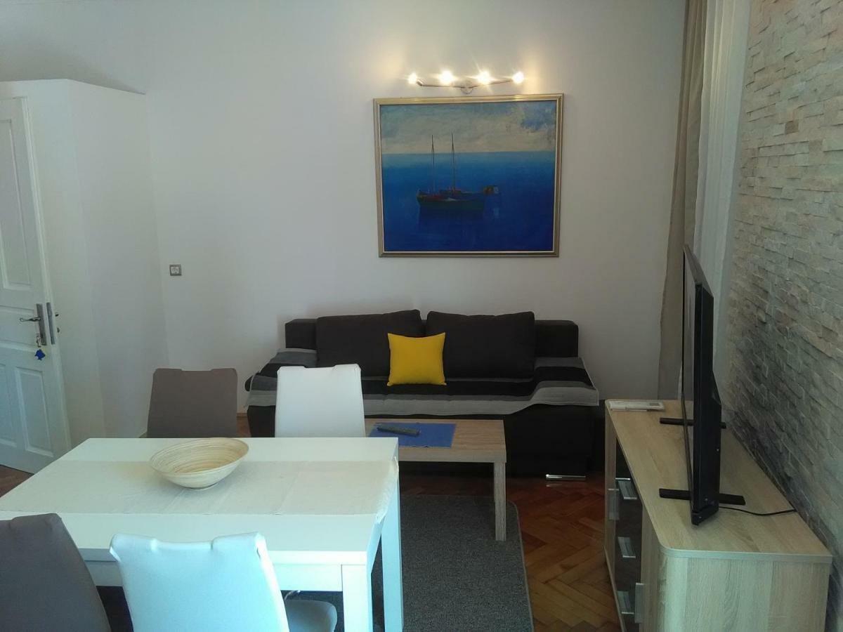 Apartment Sandra 2+2 *** Цриквениця Екстер'єр фото