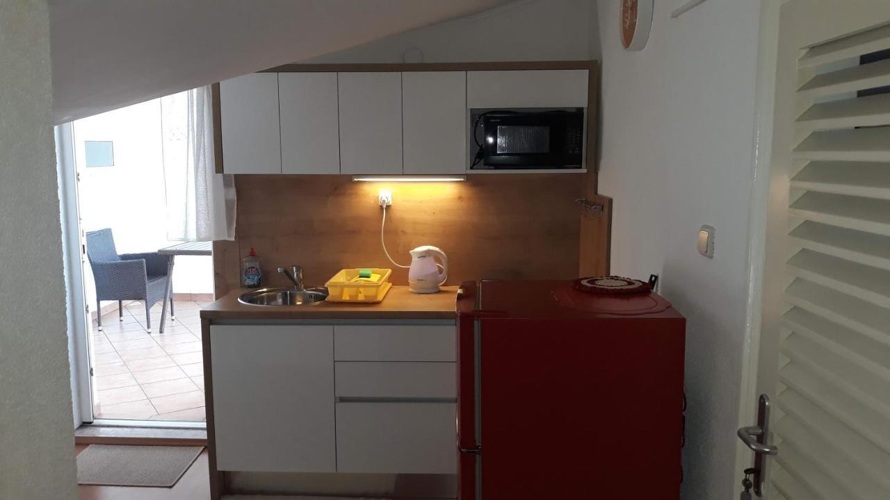 Apartment Sandra 2+2 *** Цриквениця Екстер'єр фото